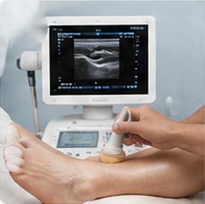 Diagnostic ultrasound exam of the foot